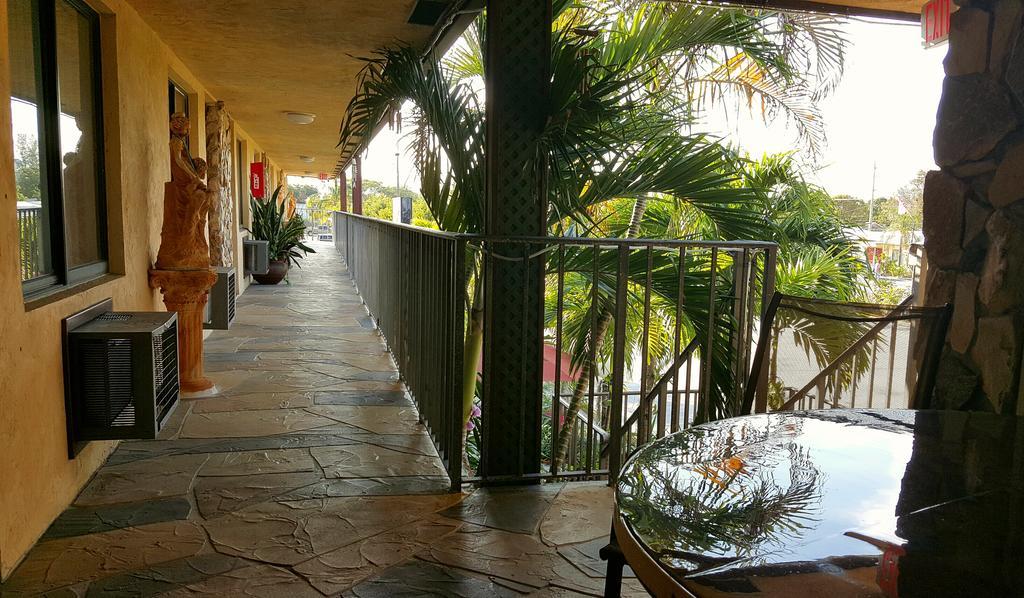 Lago Motor Inn Lake Worth Beach Eksteriør bilde